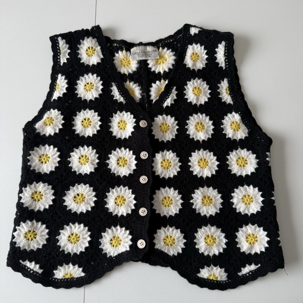 Vtg Y2K Lulla Collection Daisy Knit Sweater Vest Women's One Size‎ Spring Floral